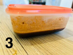 In un contenitore il liquido preparato