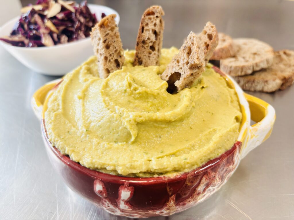 Hummus di ceci e pesto